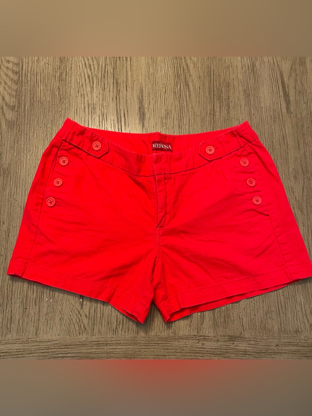 Merona women’s 100% cotton shorts, red, size 6, like new.